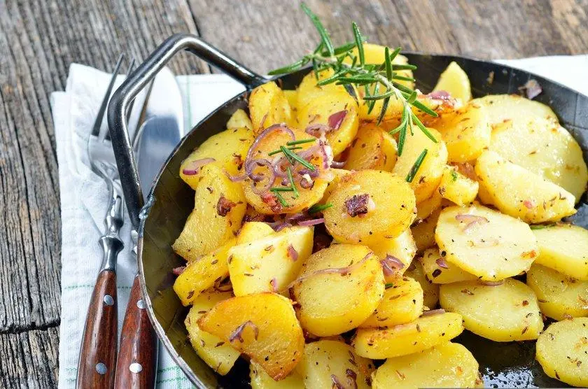 سیب‌زمینی تنوری تابه‌ای