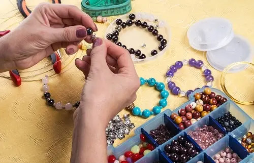 produce-bead-bracelet