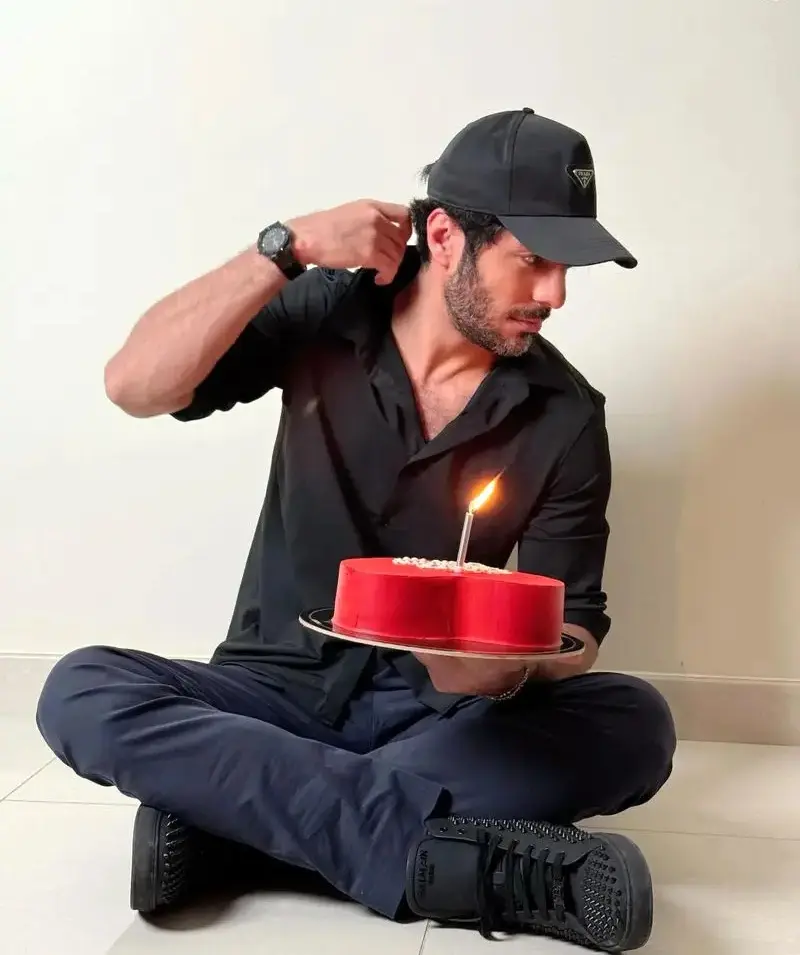 نوید پور فرج