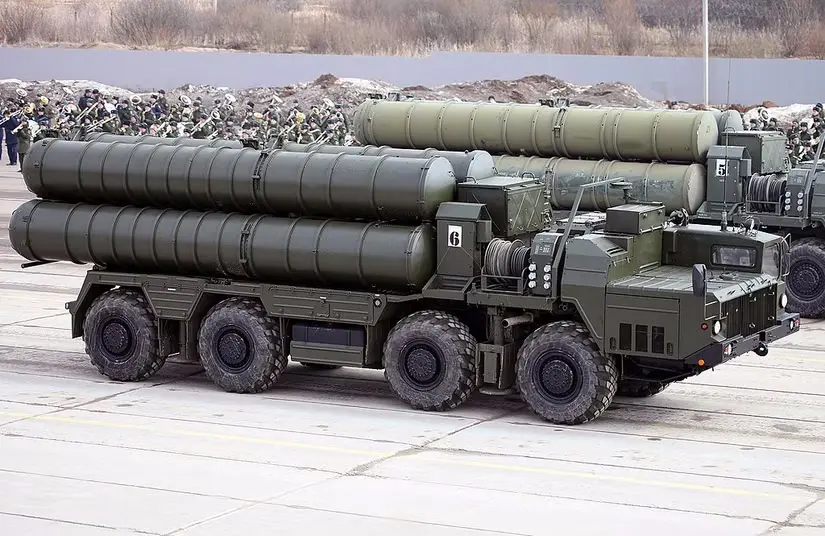 5p85sm2-01-tel-launcher-from-the-s-400-system