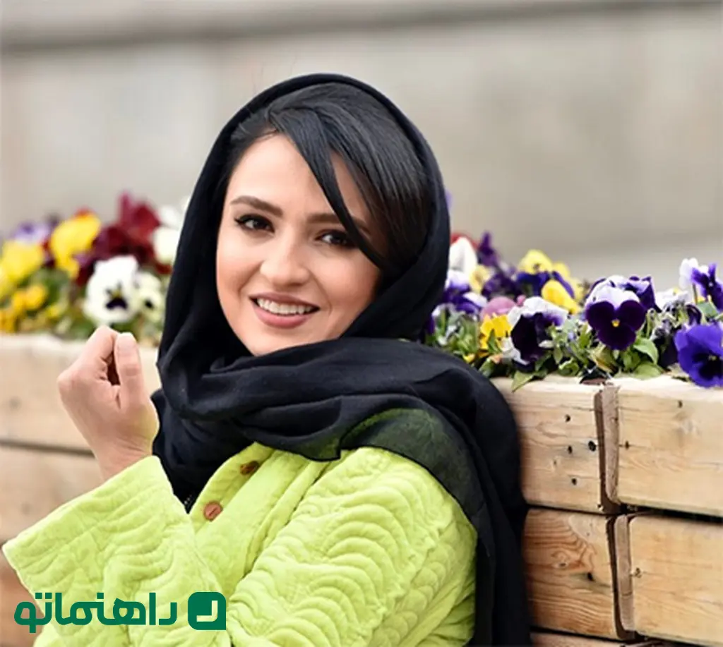 بیوگرافی گلاره عباسی