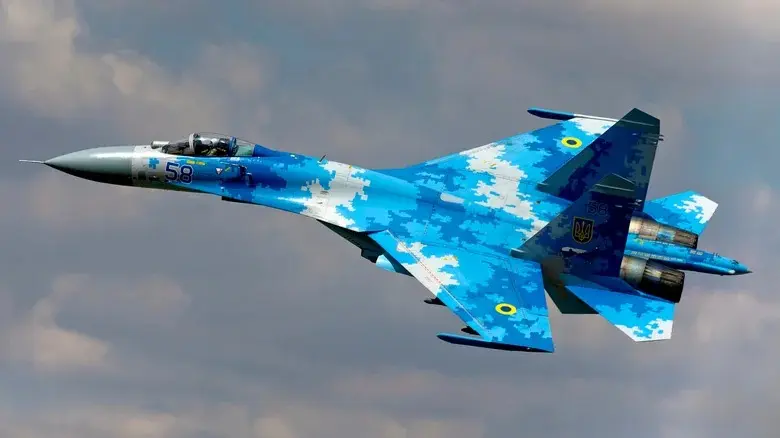 sukhoi-su-27ub-1729202494_11zon