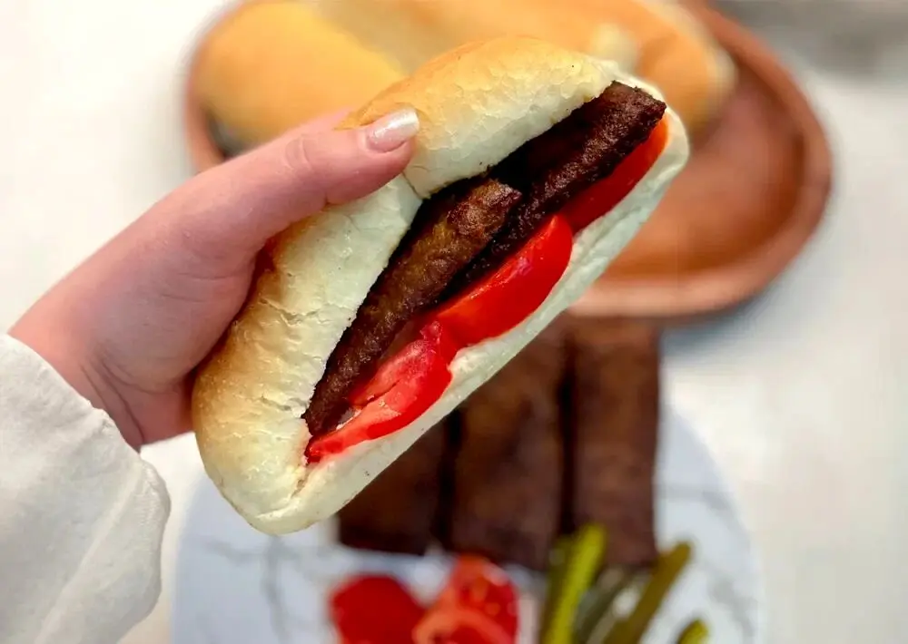 طرز تهیه ساندویج کباب لقمه؛ ساندویچ سالم و خانگی
