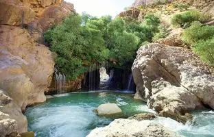 3 بهشت پنهان و خنک نزدیک اصفهان؛ 3 مقصد جدید سفر در میان آبشارها و چشمه‌ها