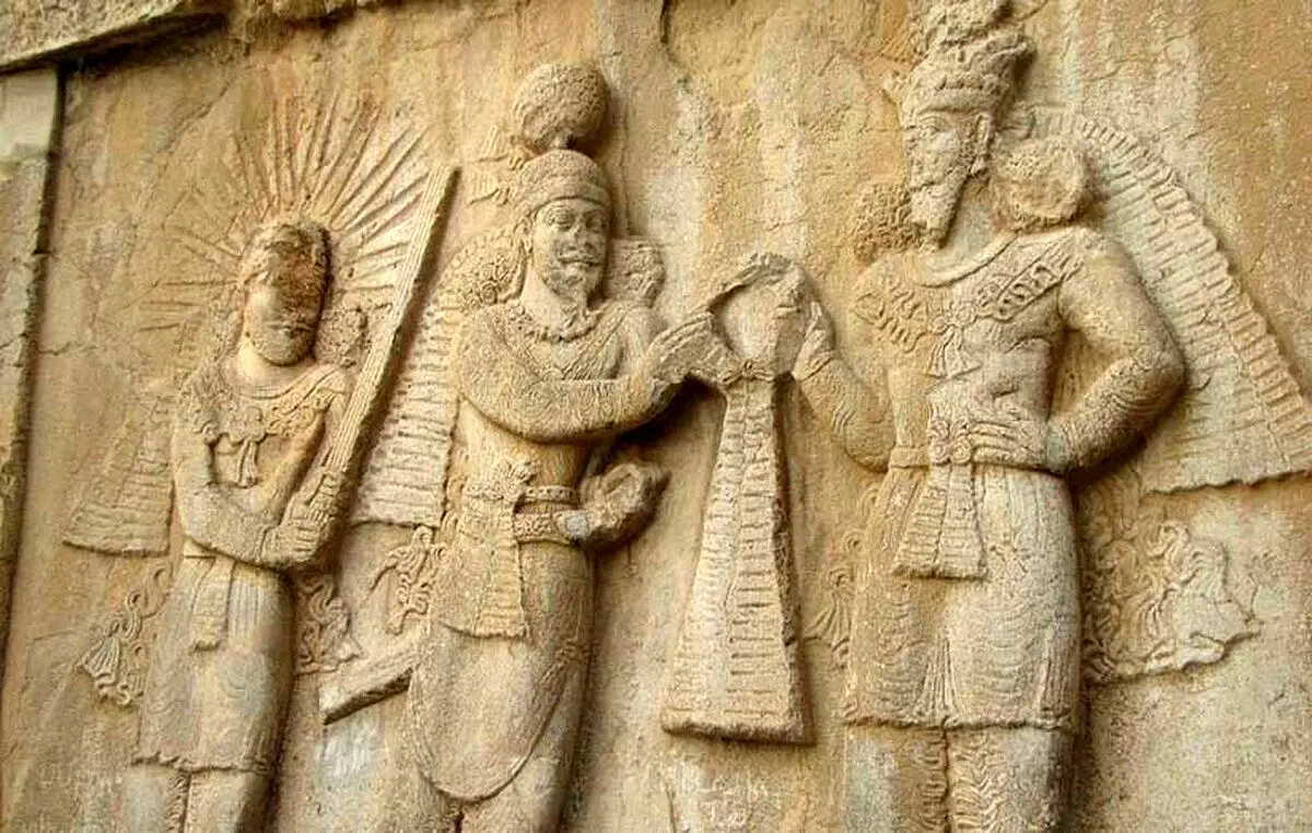 از وحشت یلدا تا تولد دوباره خورشید!
