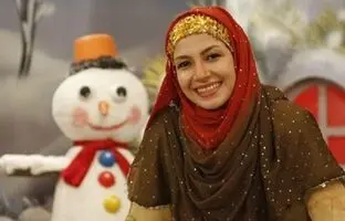 واکنش جالب دانشجویان به حضور خاله شادونه در دانشگاه! + ویدئو
