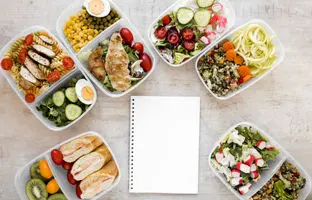 ۵ غذای کم هزینه و سریع برای بردن سر کار؛ غذاهای کارمندی سریع و ساده