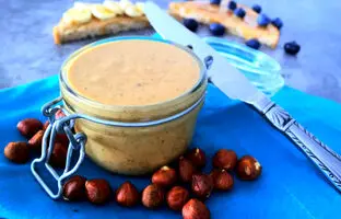 خوشمزه بپزید؛ طرز تهیه کره فندق خانگی به روش بازاری