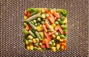 محصولات منجمد یا تازه؟ راهنمای انتخاب سالم برای رژیم غذایی