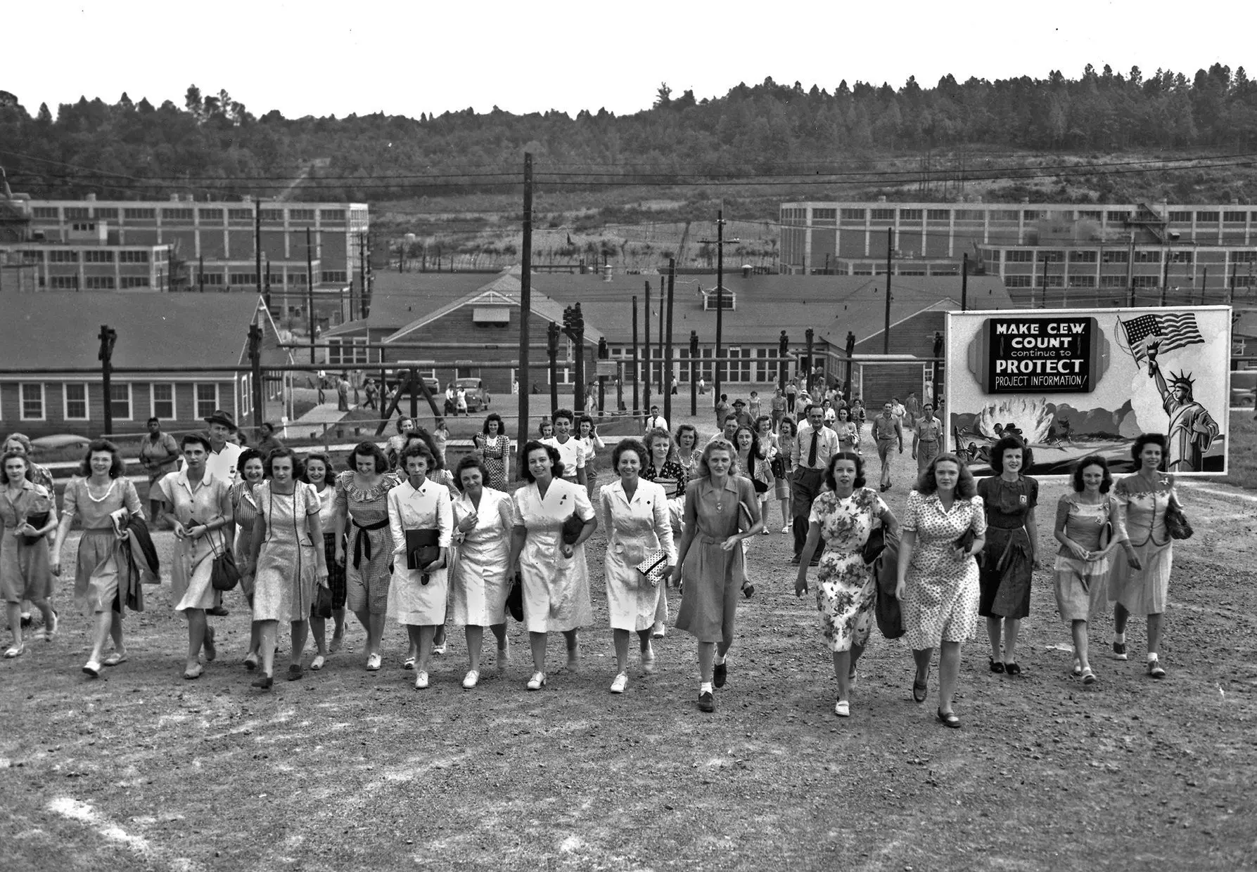 شهر مرموزی که ساکنانش نمی‌دانستند کارشان چیست + عکس