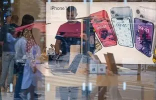 قیمت آیفون امروز شنبه 6 بهمن 1403
