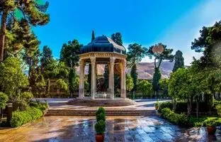 فال حافظ امروز شنبه 15 آذرماه 1404