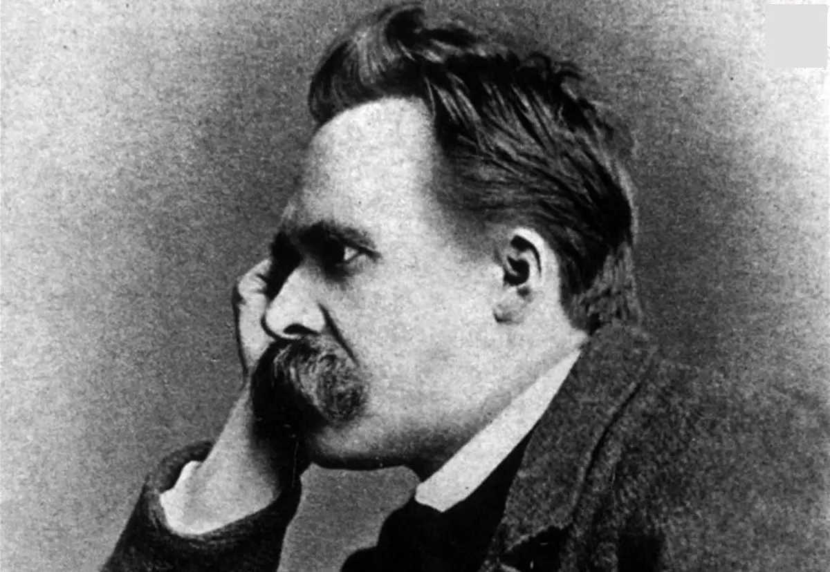 5 نکته دربارۀ «اَبَر انسان» نیچه؛ «انسان چیزی است که باید شکستش داد»