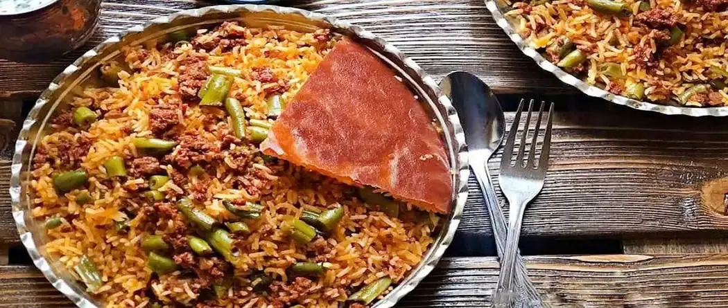 طرز تهیه لوبیا پلو دودی، خوش طعم و خاص + ویدئو
