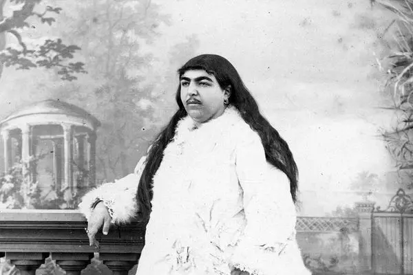 سفر به تاریخ؛ دختر ناصرالدین شاه و «غلام آفریقایی‌اش» 