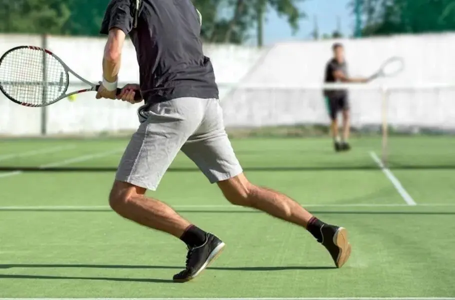 محققان: برای افزایش طول عمر بهتر است ورزش‌های راکتی انجام بدهید
