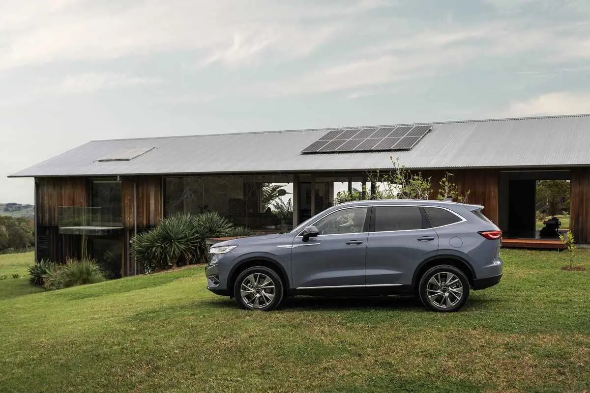 استارشیپ ۷؛ سفینه فضایی جیلی وارد خیابان می‌شود + تصاویر