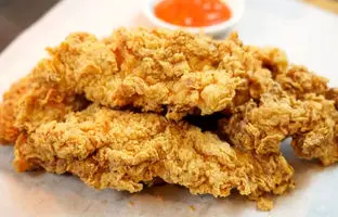 خوشمزه بپزید؛ با یک فیله مرغ، کلی سوخاری درست کنید + ویدئو