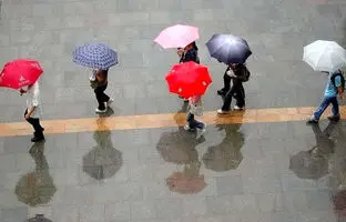  آیا بارانی که در زمان آلودگی هوا می‌بارد خطرناک است؟ 