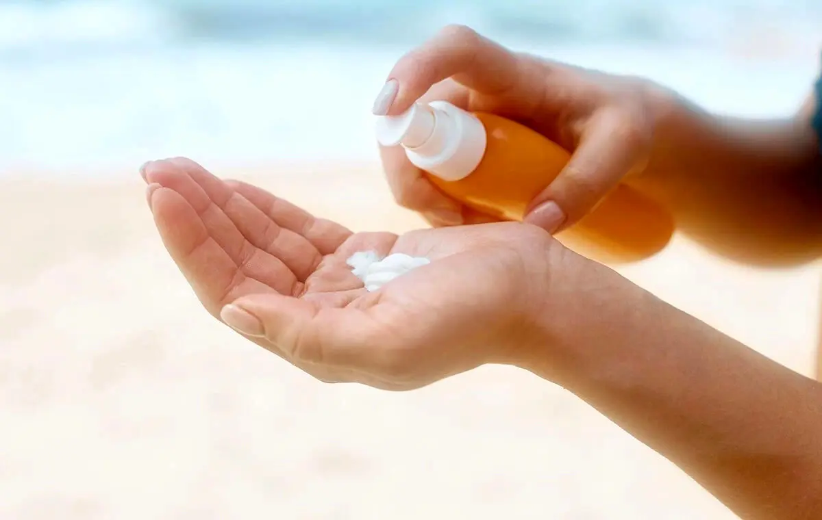 تفاوت بین ضدآفتاب‌های شیمیایی و معدنی چیست؟
