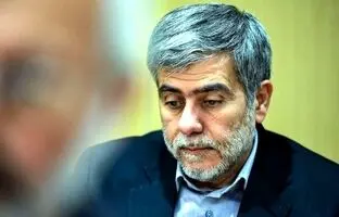 شهید فریدون عباسی با لباس نظامی در خرمشهر؛ دهه ۶۰