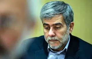 شهید فریدون عباسی با لباس نظامی در خرمشهر؛ دهه ۶۰