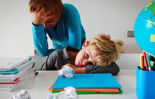 با مقاومت بچه‌ها برای رفتن به مدرسه چه می‌توان کرد؟