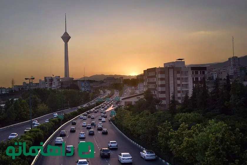 (تصویر) بادیگاردهای برج میلاد؛ فردا هوای تهران پاییزی می‌شود!