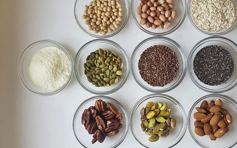 چگونه در خانه پودر پروتئین درست کنیم ؟ طرز تهیه پودر پروتئین فقط با ۳ ماده غذایی