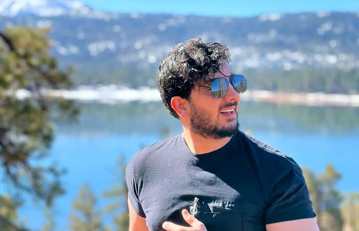 
فرزاد فرزین مجری شد
