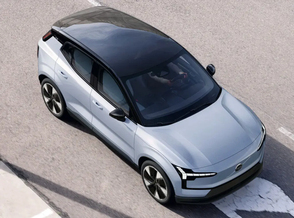 ولوو EX۳۰ به ایران رسید