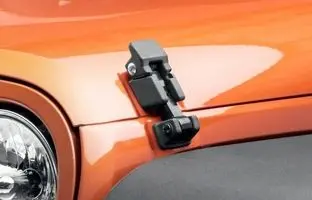 قفل کاپوت خودرو چیست و چه اهمیتی دارد؟