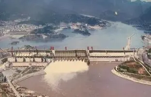 چین بزرگ‌ترین سد جهان را می‌سازد؛ تأمین برق سالانه ۳۰۰ میلیون نفر + عکس