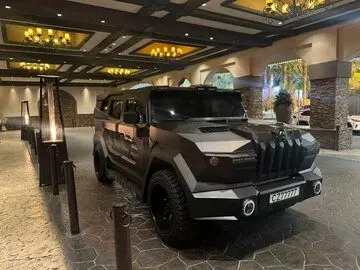 پوست کروکدیل در عحیب‌ترین شاسی‌بلند جهان + عکس