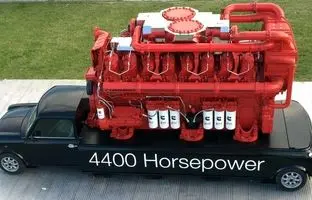 بزرگترین موتور خودرو در جهان؛ نیروگاه ۹۵ لیتری کامینز!