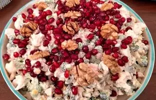 طرز تهیه سالاد انار و کلم برای مهمانی شب یلدا