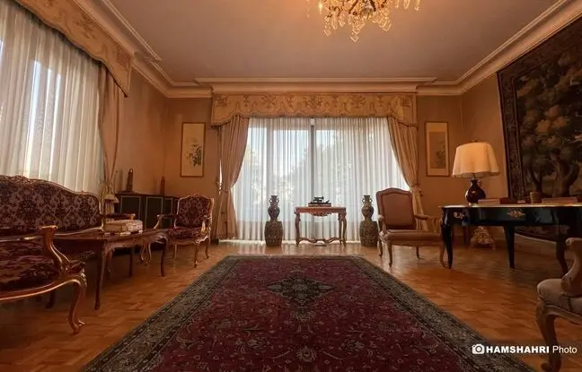 اتاق کار فرح دیبا به روی مردم باز شد + تصاویر