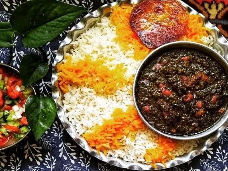 ادویه قورمه سبزی شامل چه چیزهایی است ؟ ؛ روش تهیه بهترین طعم دهنده قورمه سبزی / ادویه قورمه سبزی را کی اضافه کنیم ؟