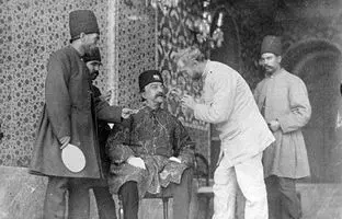 دندان‌کشی و دندان‌پزشکی در تاریخ ایران؛ از دلاک‌ها تا دندان‌پزشکی مدرن 