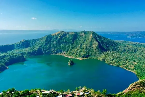  عجیب‌ترین جزیرۀ دنیا که در درون دو جزیرۀ دیگر قرار دارد 