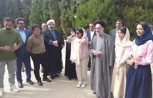 بازدید محمد خاتمی از آتشکده زرتشتیان یزد + ویدئو