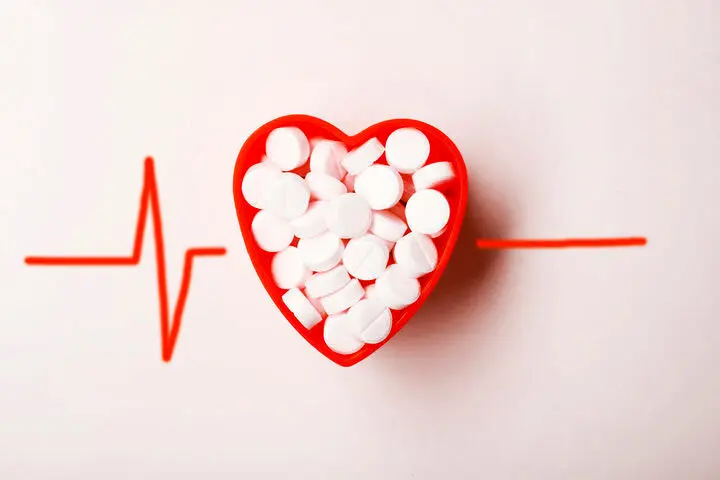 آیا آسپرین‌درمانی برای قلب مفید است؟/ ۳ عارضه مهم مصرف این دارو