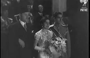 فیلمی از مراسم عروسی محمدرضا پهلوی و فوزیه در تهران؛ سال 1318 + ویدئو