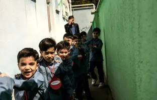 
شادی بچه‌ها در مدرسه بابل هیچ مشکلی ندارد