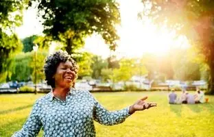 فرمول خوشبختی؛ روش جدید یک پزشک برای یافتن میزان رضایت از زندگی