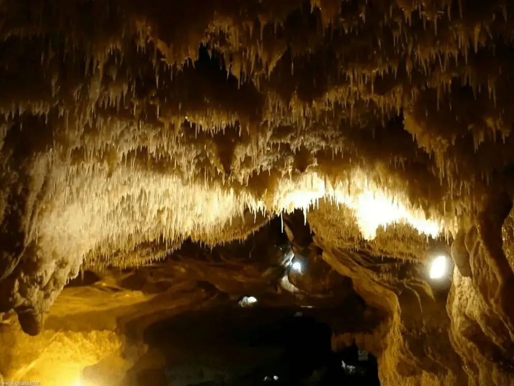 راهنمای سفر؛ «غار دانیال» سلمانشهر، شگفتی‌ ساز خاطرات سفر به مازندران