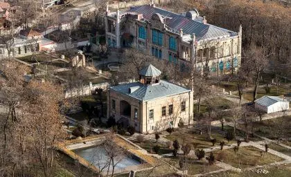 راهنمای سفر؛ «کاخ موزه باغچه جوق»، شاهکار معماری ایرانی فرنگی
