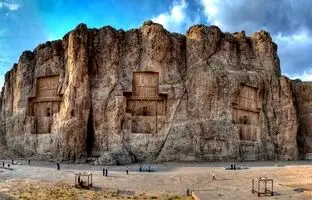 چه خبر از کوه رحمت تخت جمشید؛ معدن‌کاوی متوقف شد؟