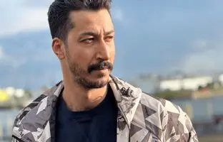  سلفی بهرام افشاری با علی دایی 