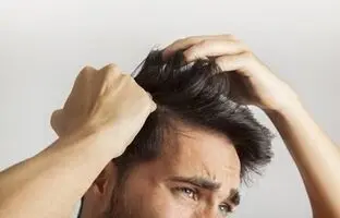 خارش سر ناشی از کمبود چه ویتامینی است؟